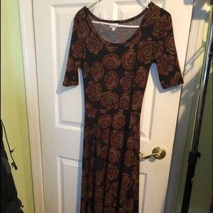 LulaRoe (Ana?) disney roses!!!